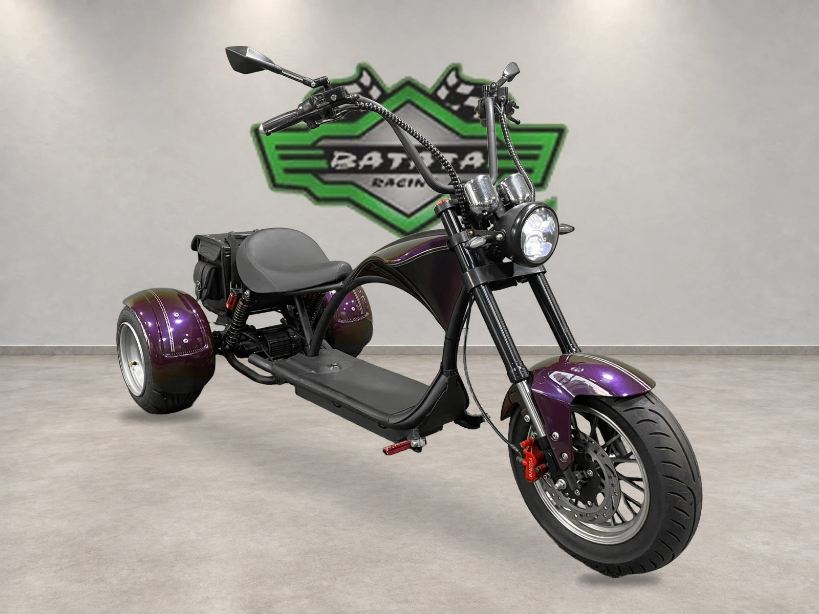 Triciclo roxo — Vista direita